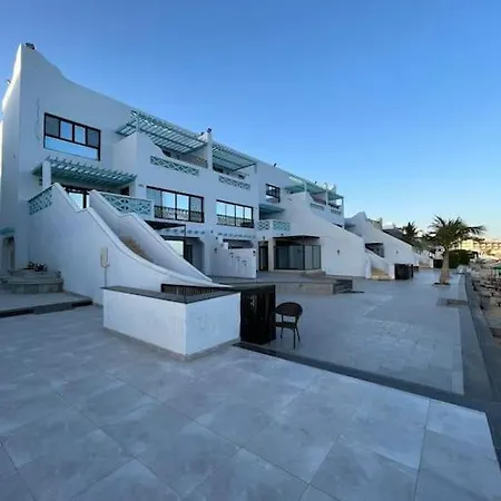 درة العروس غرفة وصالة مع بلكونة مطلة على شاطئ البردايس-عوائل Apartment Durat  Alarous Exterior photo