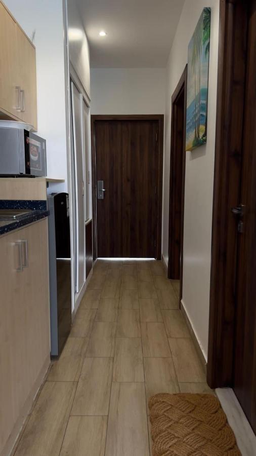 درة العروس غرفة وصالة مع بلكونة مطلة على شاطئ البردايس-عوائل Apartment Durat  Alarous